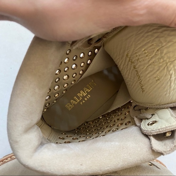 Balmain Beige Tia Suede Grommet Ankle Boots 38.5 - Picture 8 of 9